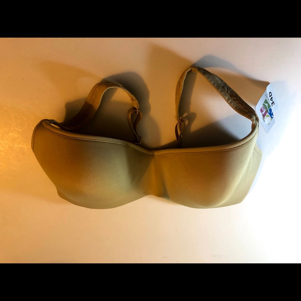 Essential Bodywear 34D bra - NWT